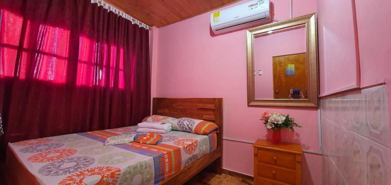 Hostal Happy Day Cartagena Exterior photo