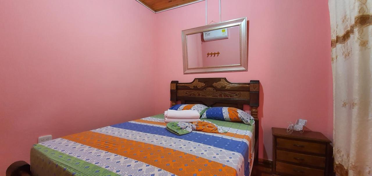 Hostal Happy Day Cartagena Exterior photo