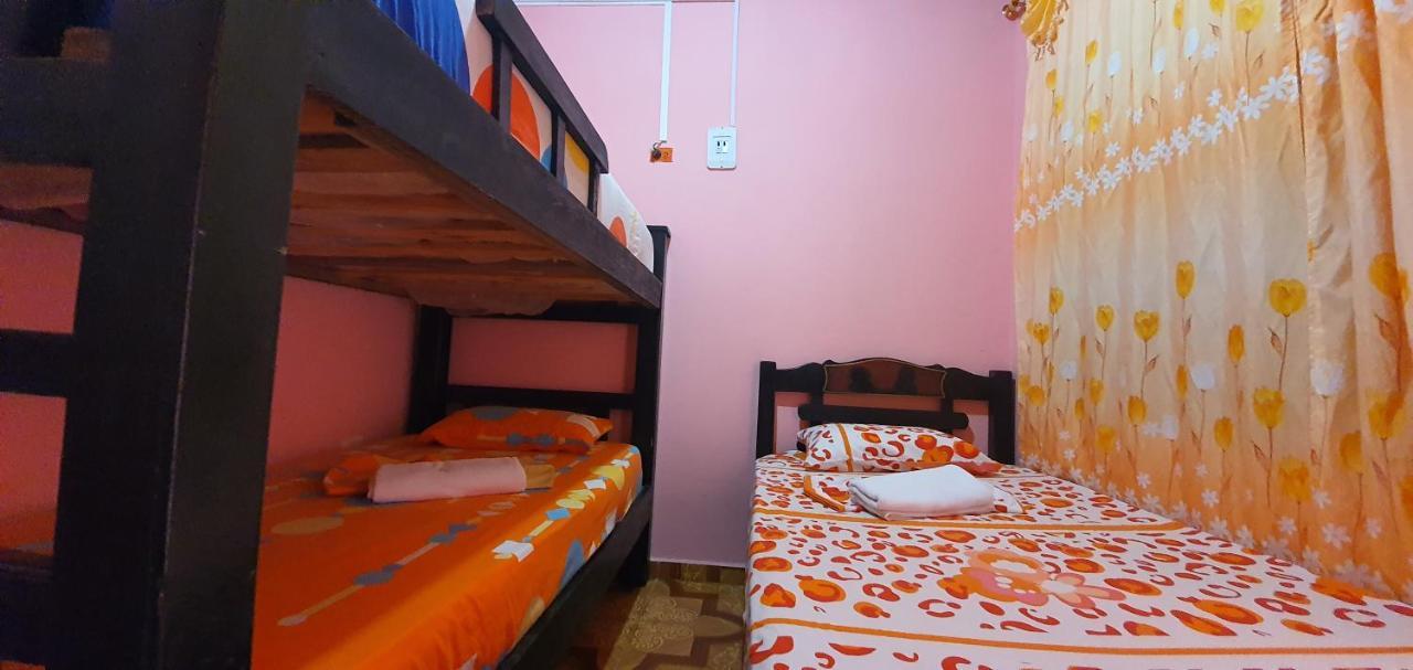 Hostal Happy Day Cartagena Exterior photo