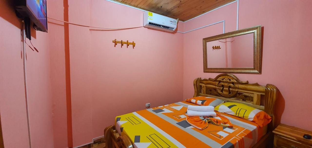 Hostal Happy Day Cartagena Exterior photo